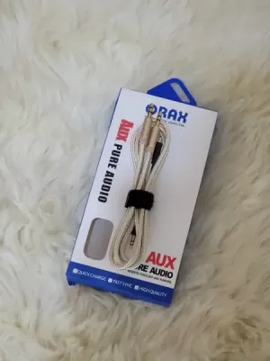 متوفر لدينا كيابل شحن واستاندات واكسسوارات جوال بسعر مغري جدآ  لا التواصل 772289185